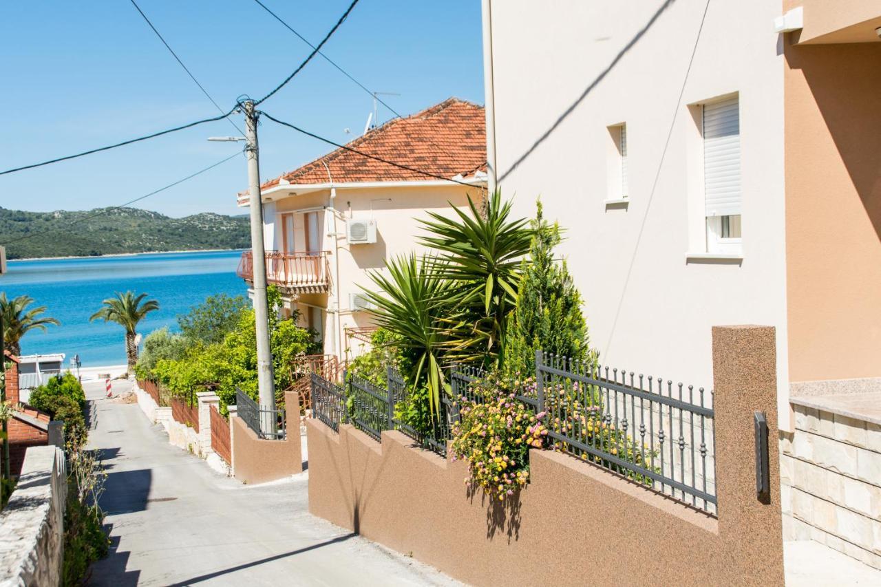 Apartments Ploka Okrug Gornji Extérieur photo